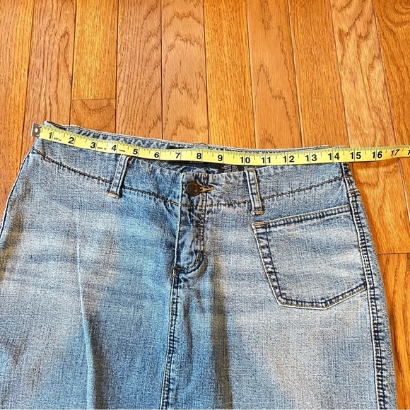 EXPRESS Jeans Womens Denim Mini Skirt 3/4 Small Low-Rise Stretch‎ Back Slip - Picture 13 of 17